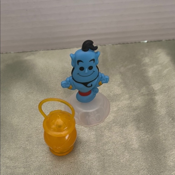 Blue and Yellow Action Figure Playset - Picture 3 of 7